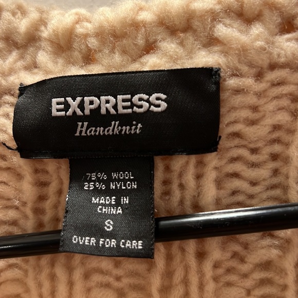 Express Vintage Beige Handknit Tie up Sweater - Picture 6 of 9